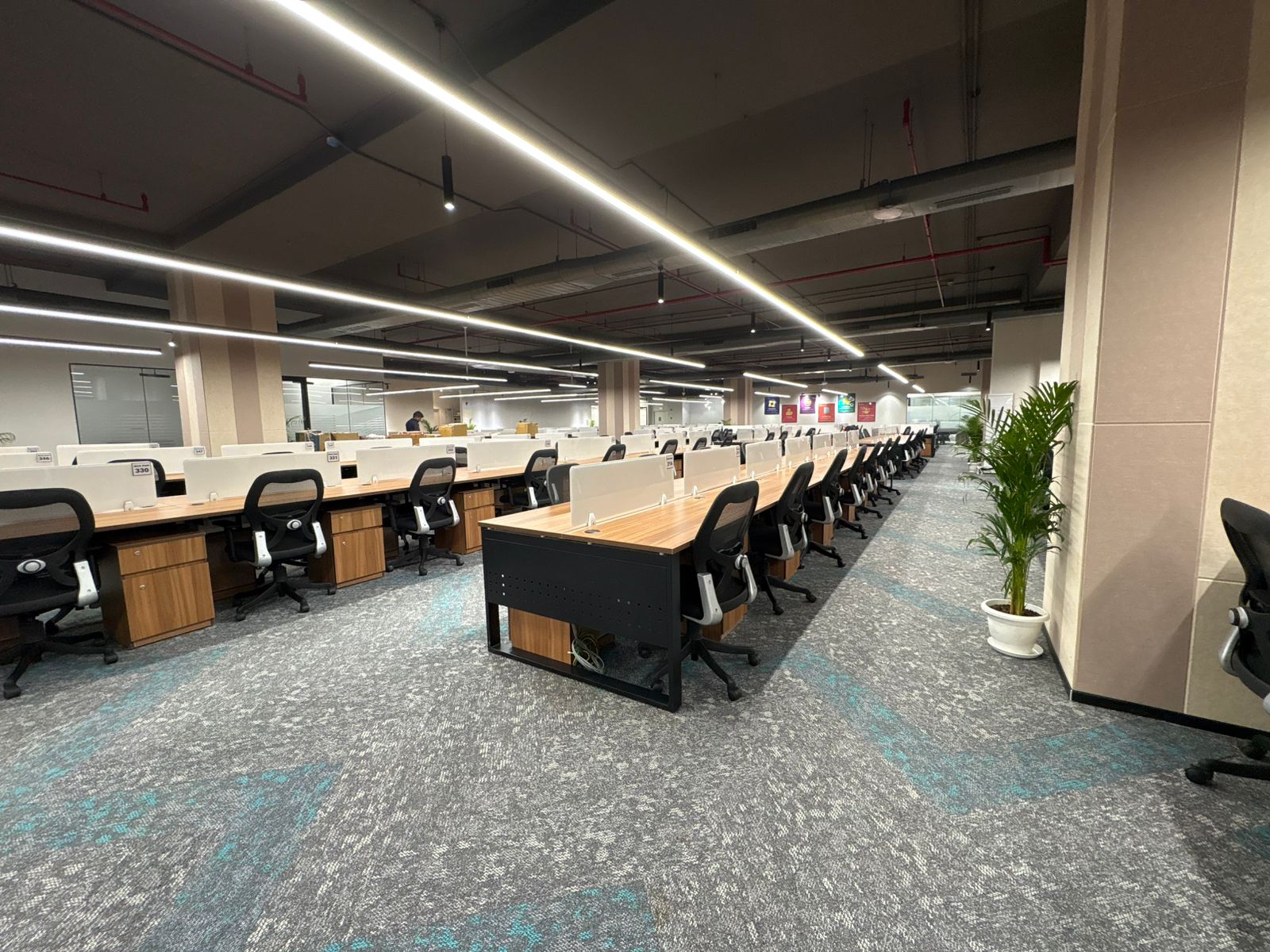 Global Green Interior Design Company Logo - Sustainable Design Experts